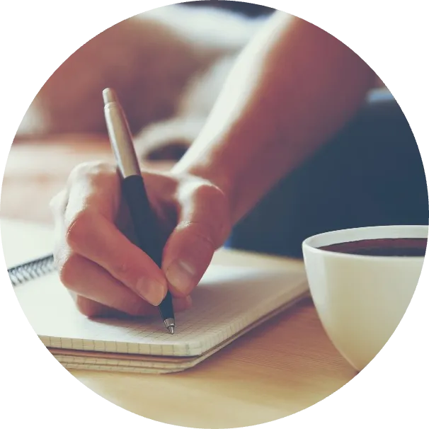 Dani Spies using a laptop