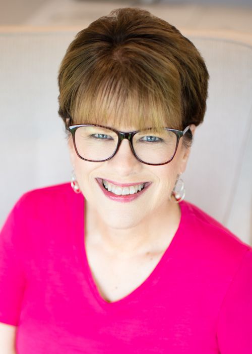 Wendy Gunn helps Christians step into their God-given purpose, lead themselves well, and build lives and businesses rooted in faith, excellence, and eternal impact through courses and coaching, so they can experience true success and leave a legacy spiritually, personally, and professionally.