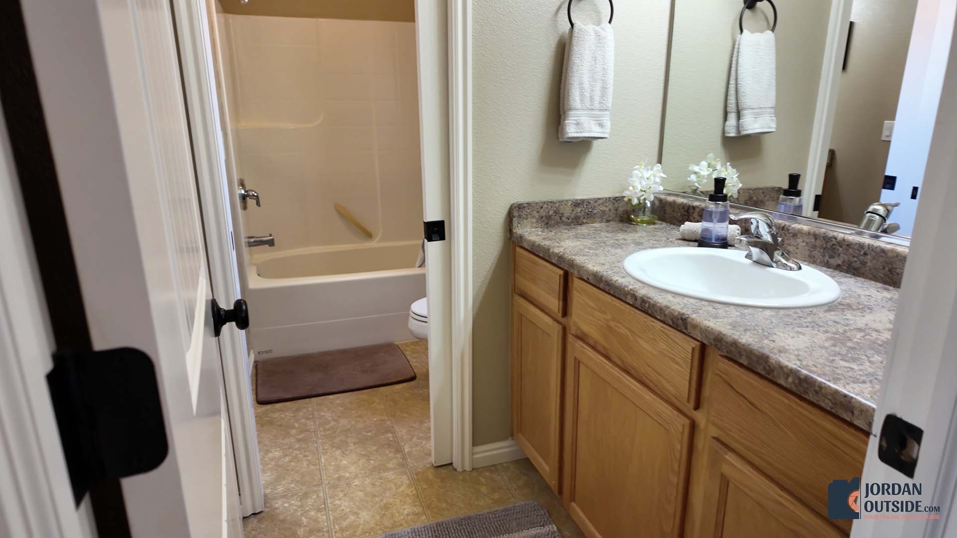 300 E 300 North, Unit J5, Kanab, Utah