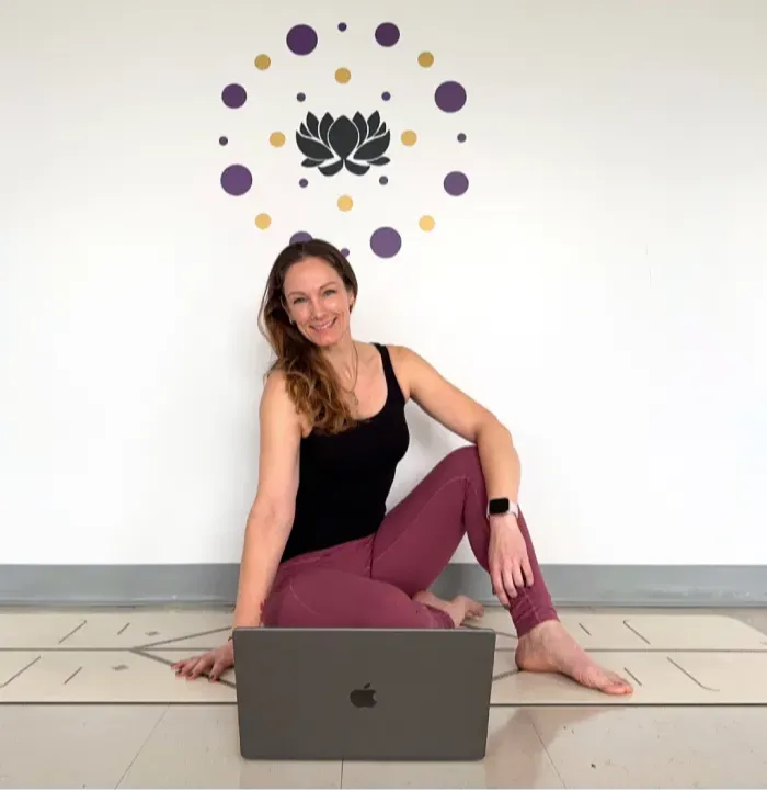 yoga instructor yoga at home