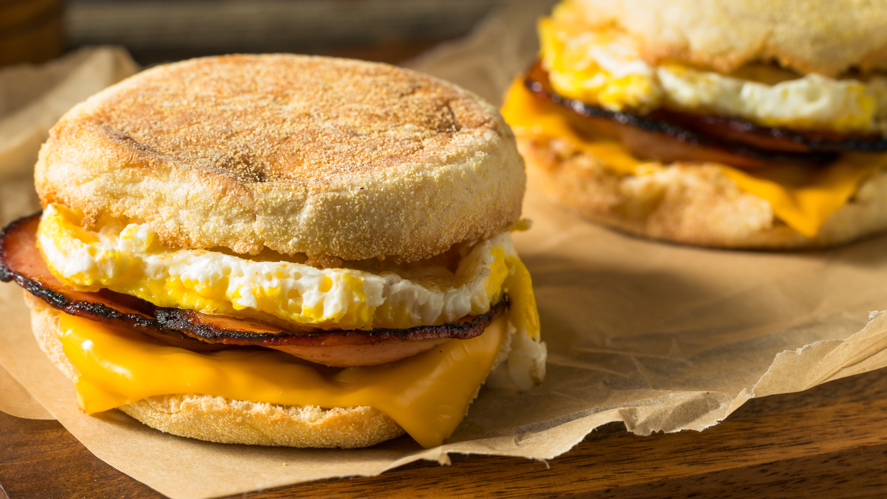 Bacon & Egg Breakfast Sandwich