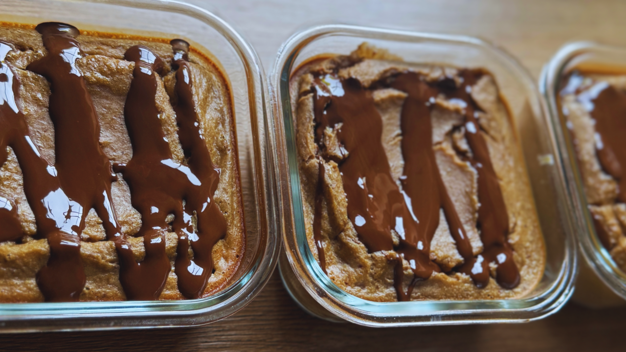 Chocolate PB Baked Oat Cake