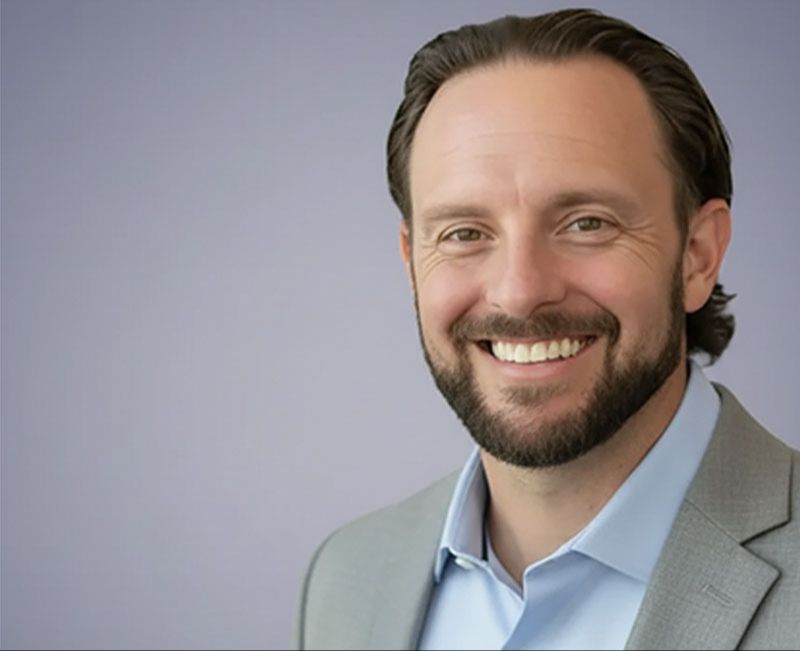 Nos deux propriétaiter de l'académie qui enseigne ensemble la formation de réflexologie à Shefford