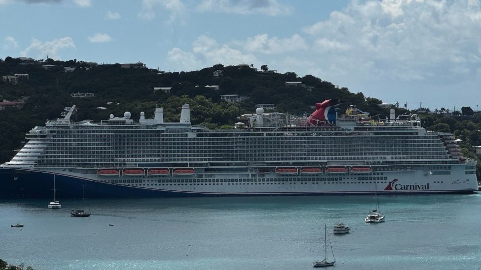 St. Thomas Cruise Port: Aerial view of cruise ships docked