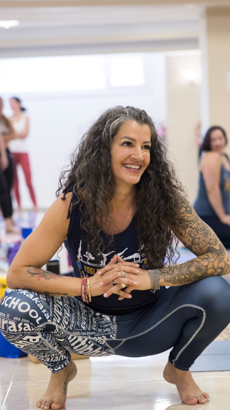 nathania stambouli lotus pose padmasana