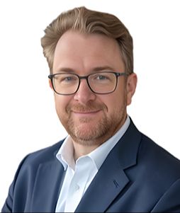 Toby Bradford - Amazon Coach