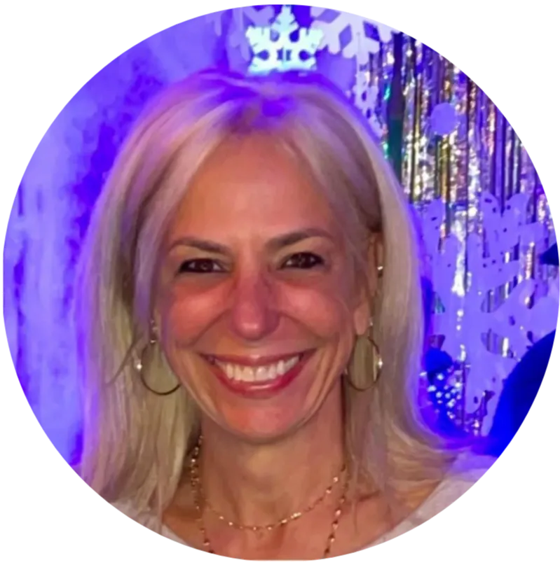 Testimonial card featuring client feedback on Paula Collins’ energy work.