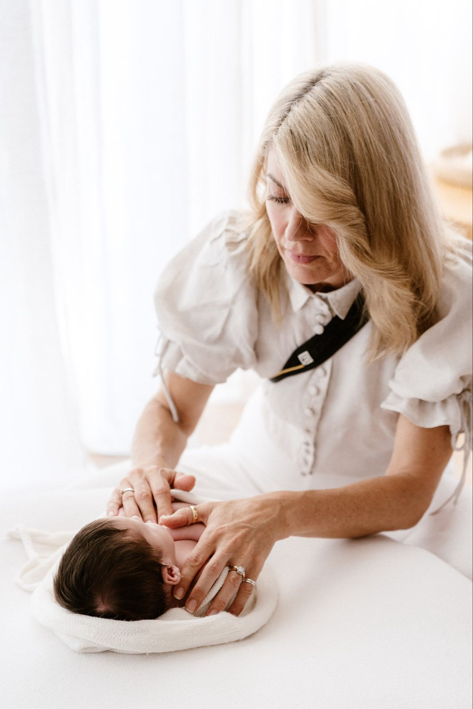 Newborn maternity family photography education