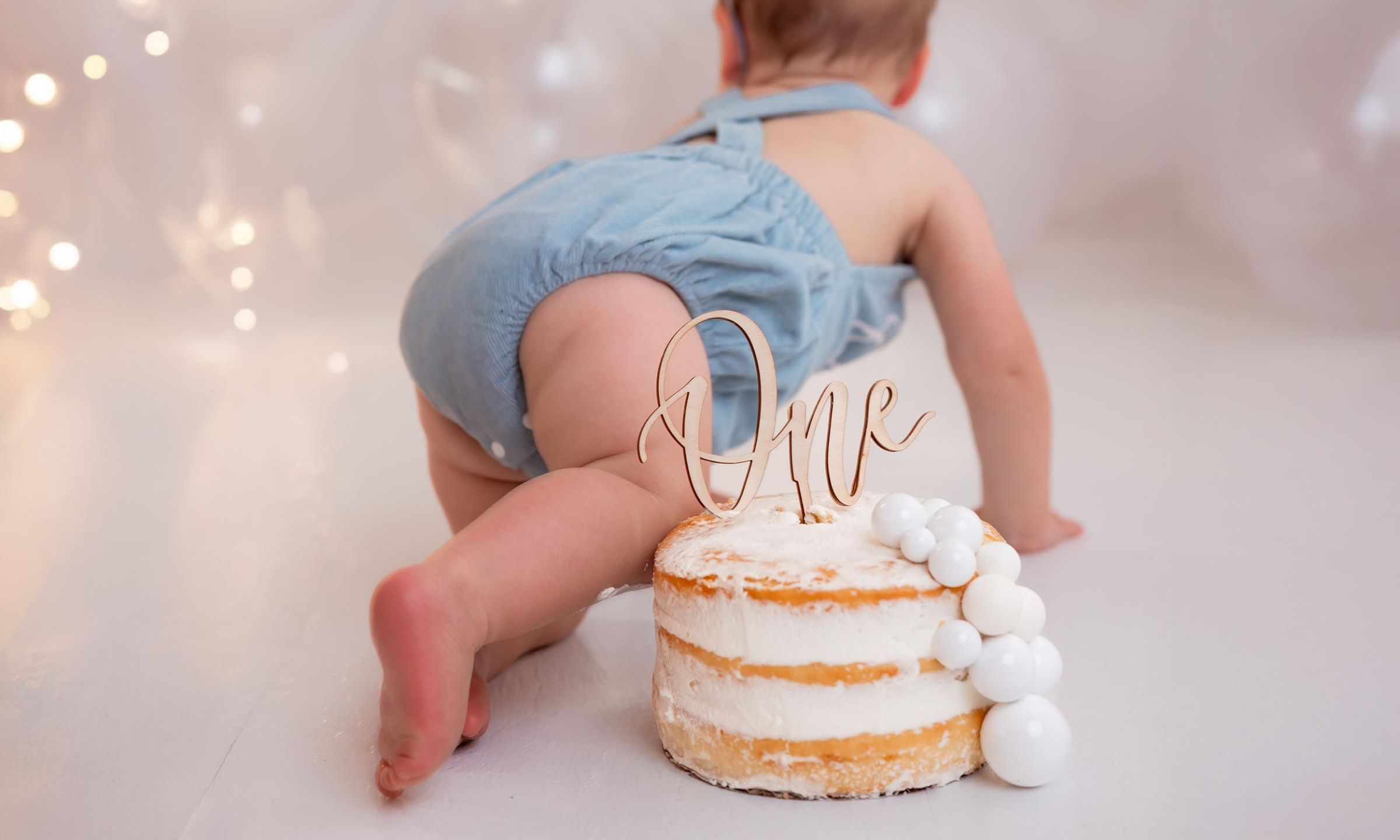 cake smash birthday cake