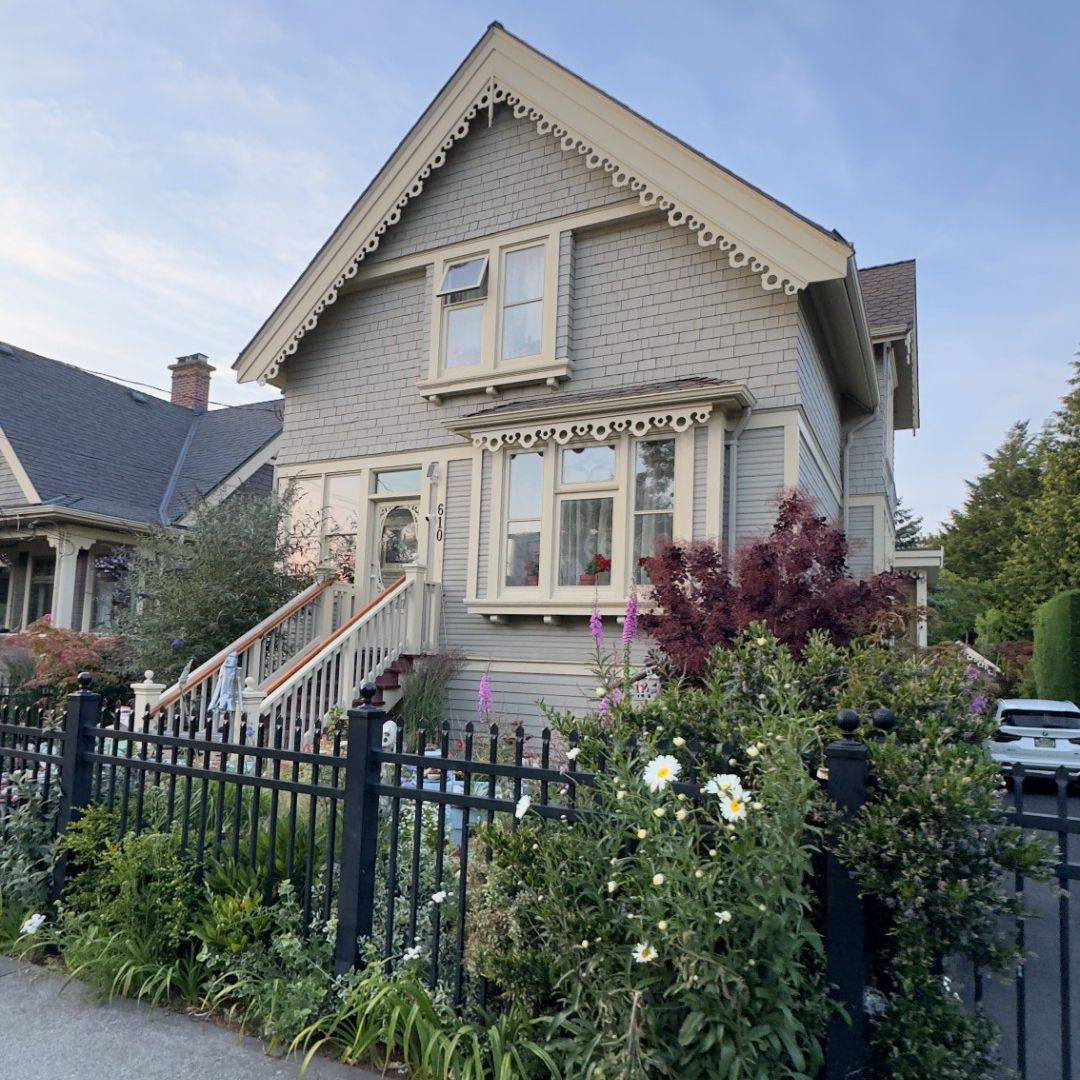 Victoria Cruise Port: Victorian House in Victoria, British Columbia