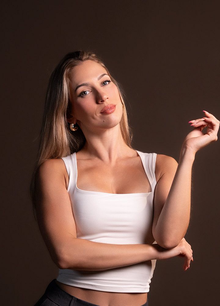 Judit Jey, profesora de baile