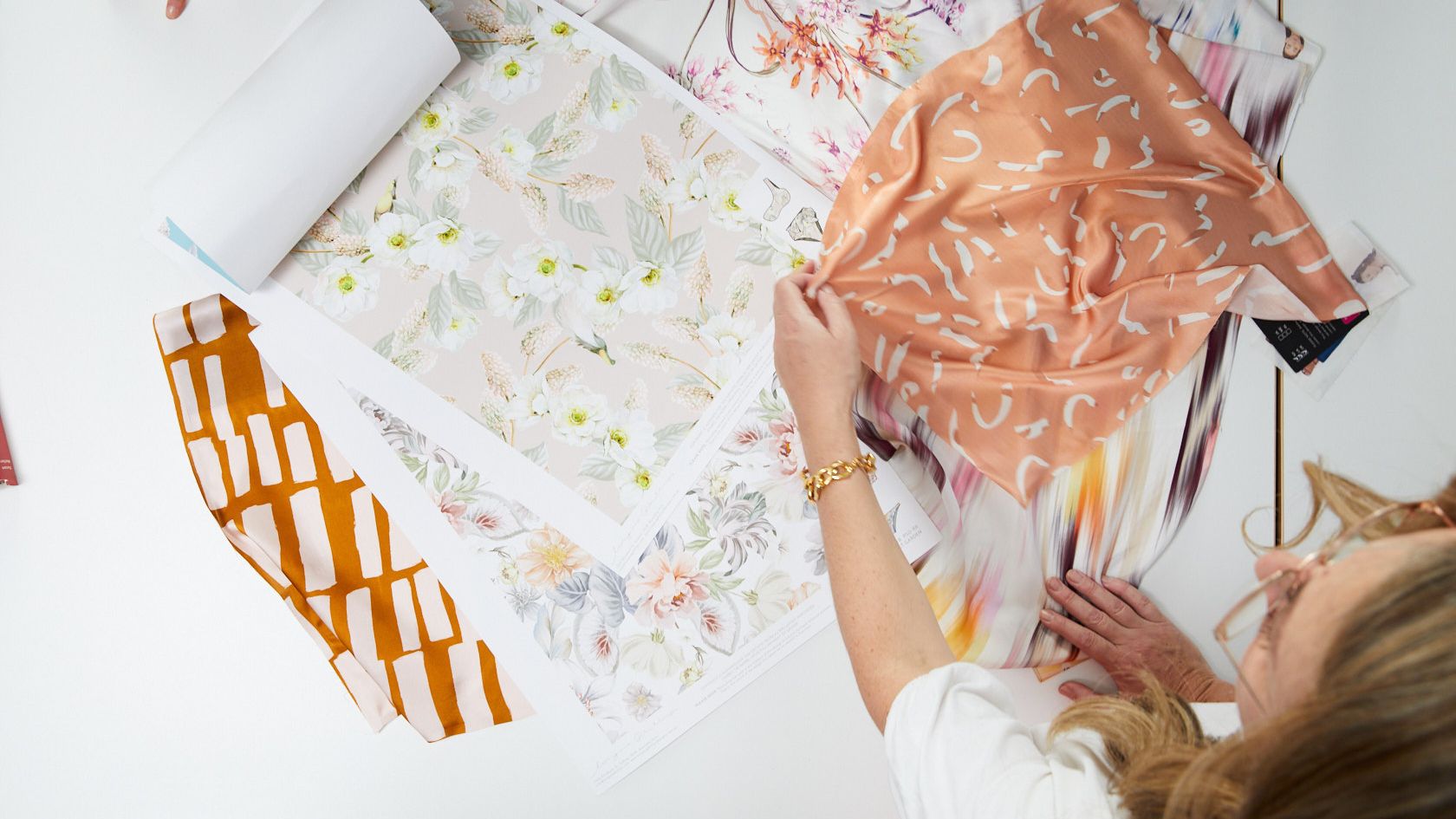 Screenshot of a video of a TPS' designer