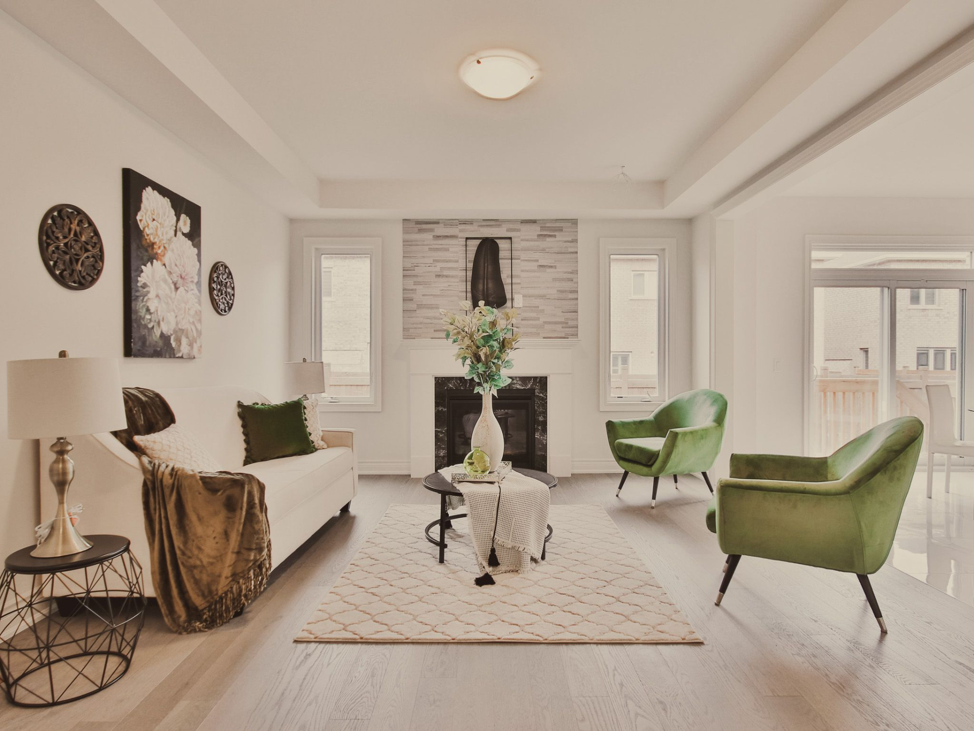 Chalmers Estate Agent Stock