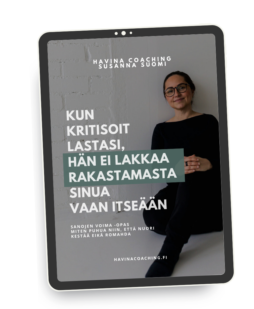 Mock up kuva kurssin sisällöstä. Kuvassa vanhempi halaa lastaan ja alla näkyy osa tekstistä: vanhemman tärkein väline...