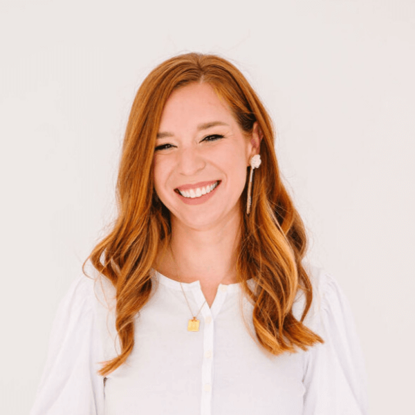 The Record-Breaking Launch Summit is a free 4-day event to grow your course business, bust through sales plateaus, and break your course launch record in 2026 (without launching something new every 3 months).