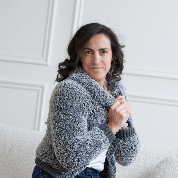 The Record-Breaking Launch Summit is a free 4-day event to grow your course business, bust through sales plateaus, and break your course launch record in 2026 (without launching something new every 3 months).