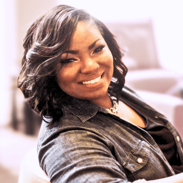 Airial Re'nal at The Record-Breaking Launch Summit by Summit in a Box®, a free 4-day event to grow your course business, bust through sales plateaus, and break your course launch record in 2026 (without launching something new every 3 months).