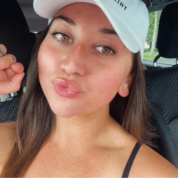 Nalya Jimenez at The Record-Breaking Launch Summit by Summit in a Box®, a free 4-day event to grow your course business, bust through sales plateaus, and break your course launch record in 2026 (without launching something new every 3 months).