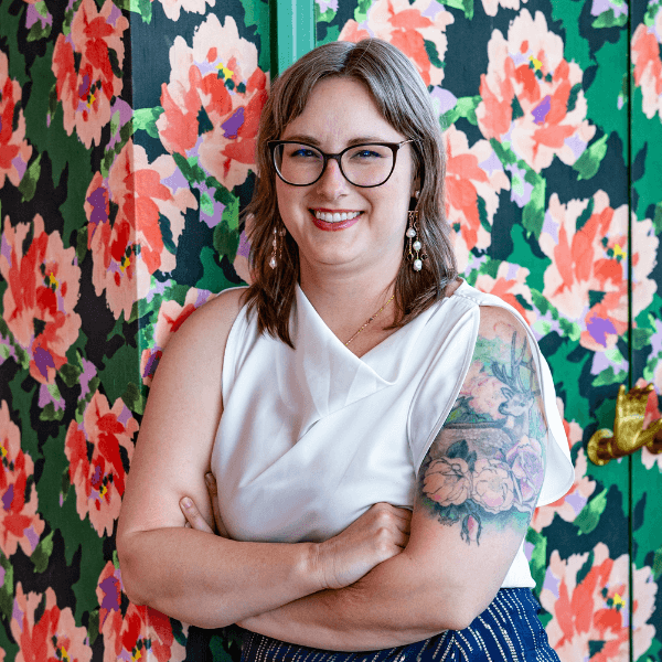 Angie Machado at The Record-Breaking Launch Summit by Summit in a Box®, a free 4-day event to grow your course business, bust through sales plateaus, and break your course launch record in 2026 (without launching something new every 3 months).