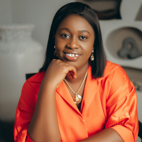 The Record-Breaking Launch Summit by Summit in a Box® is a free 4-day event to grow your course business, bust through sales plateaus, and break your course launch record in 2026 (without launching something new every 3 months).