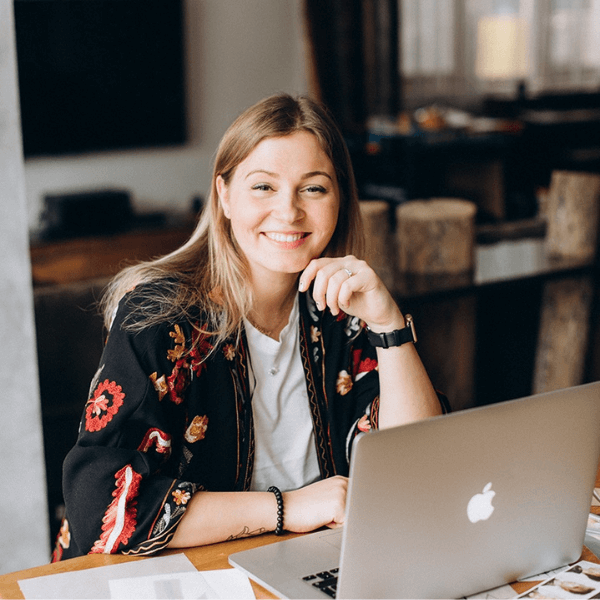 The Record-Breaking Launch Summit by Summit in a Box® is a free 4-day event to grow your course business, bust through sales plateaus, and break your course launch record in 2026 (without launching something new every 3 months).