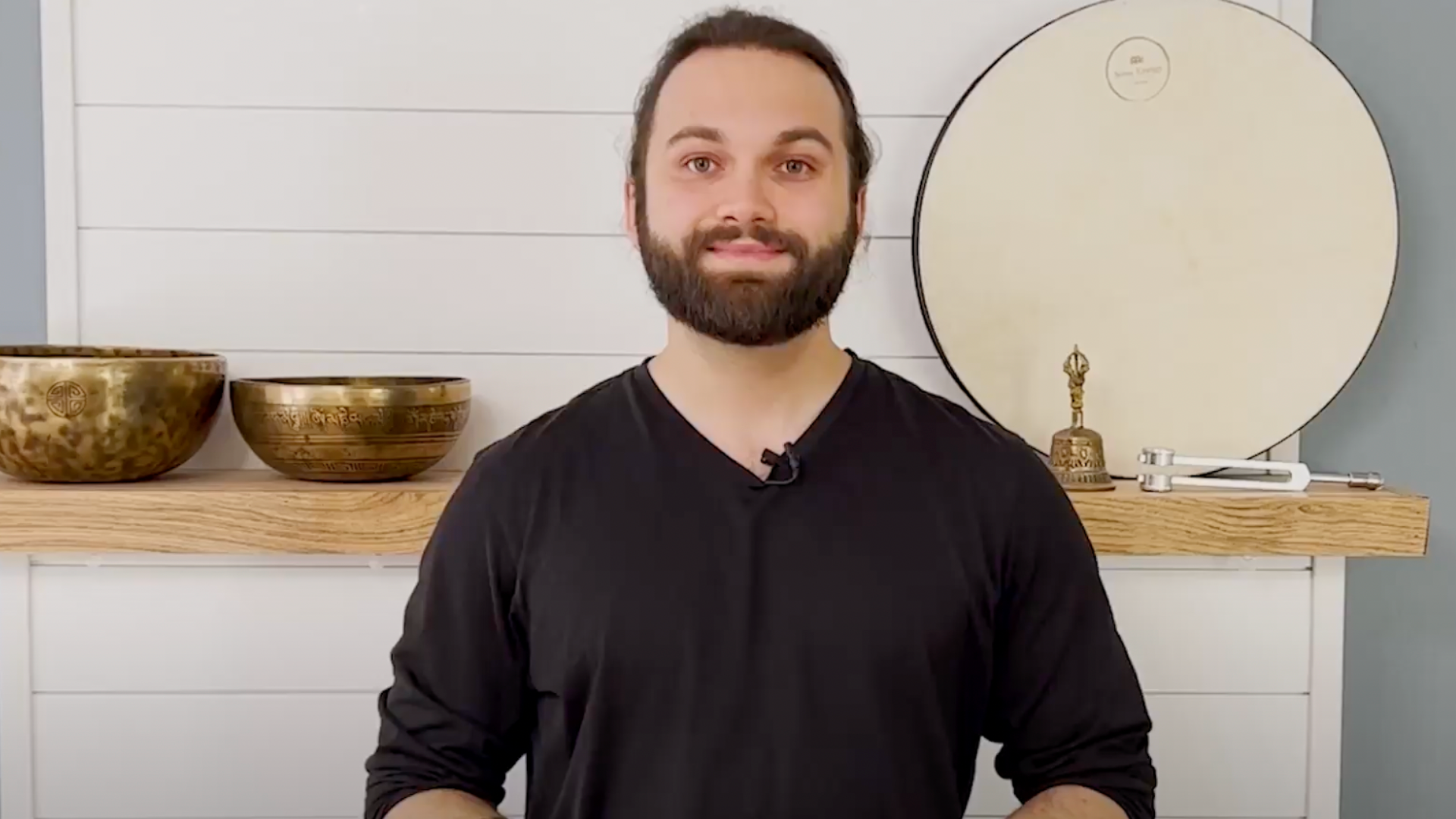 Sound Healer Gareth Laffely