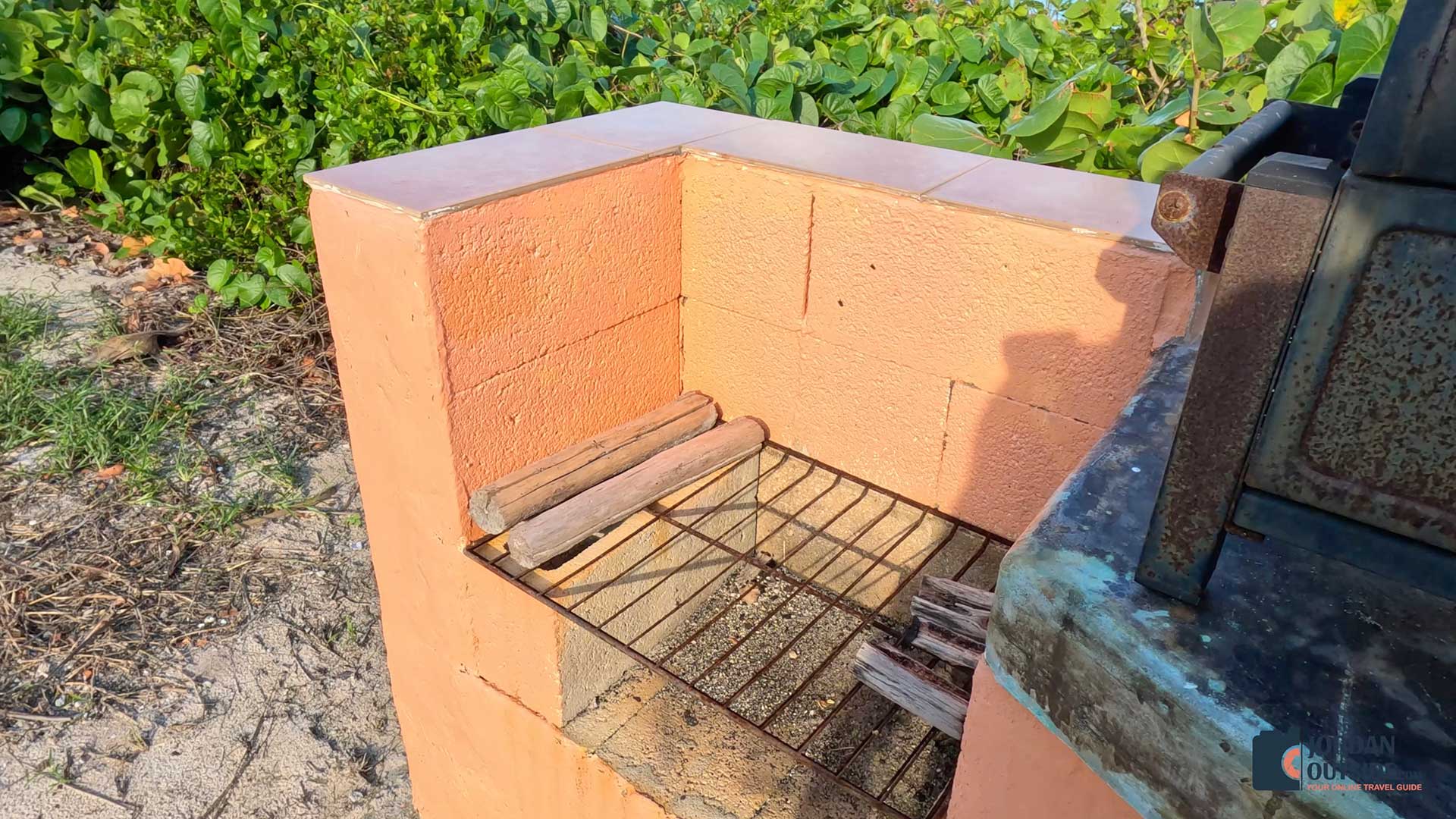 Serenity Beachfront Cottage, Long Island, Bahamas