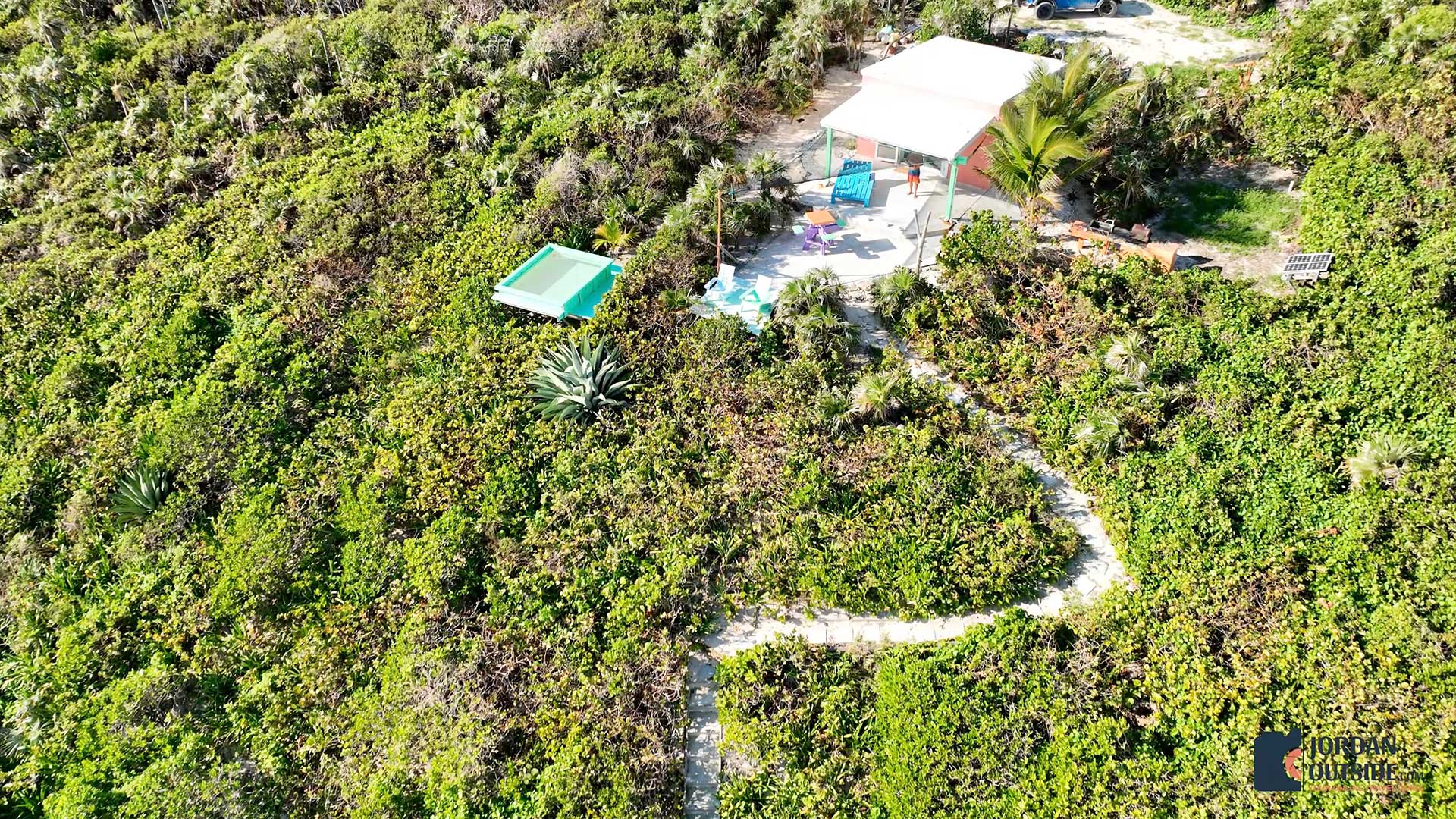 Serenity Beachfront Cottage, Long Island, Bahamas