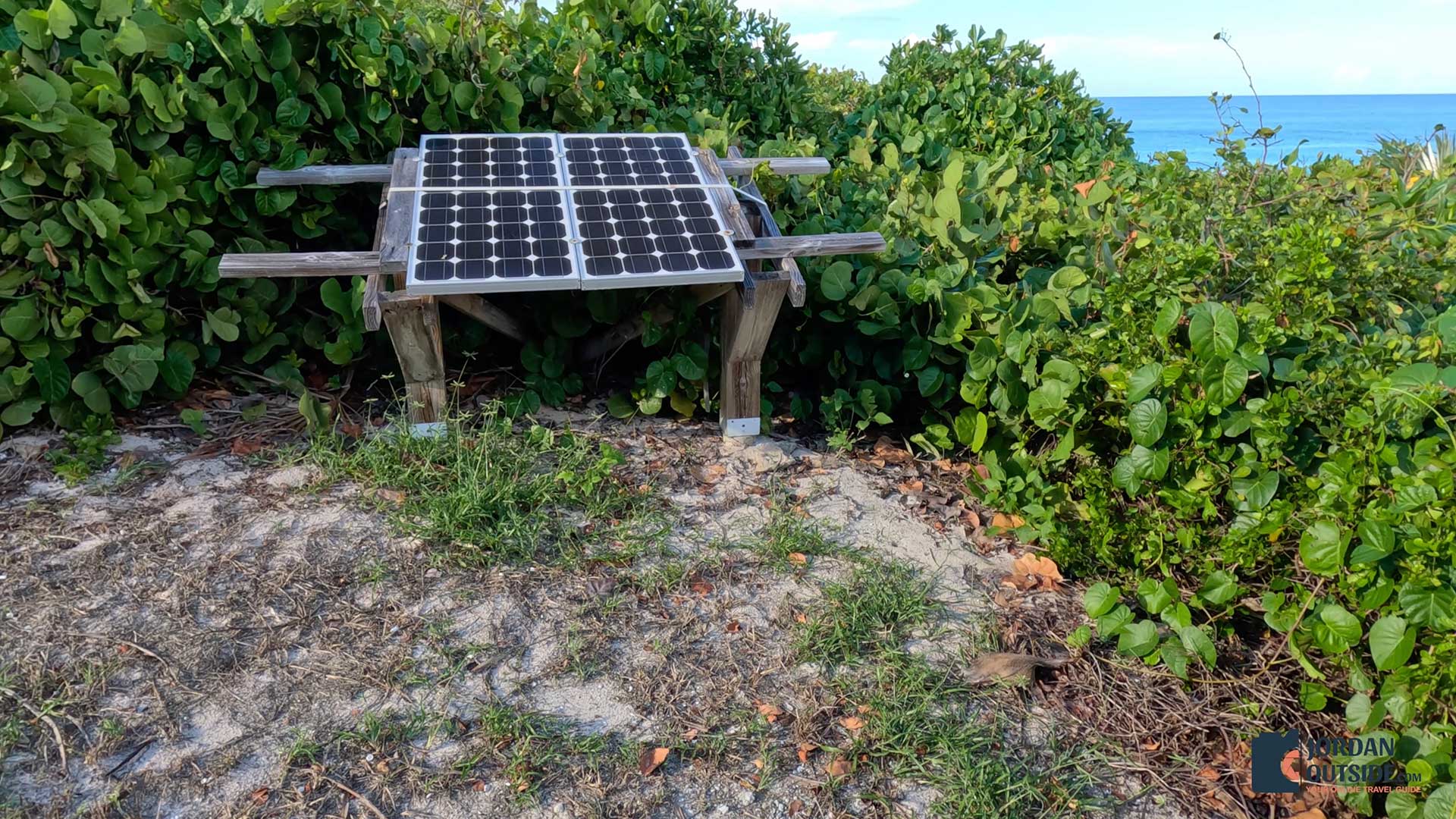 Serenity Beachfront Cottage, Long Island, Bahamas
