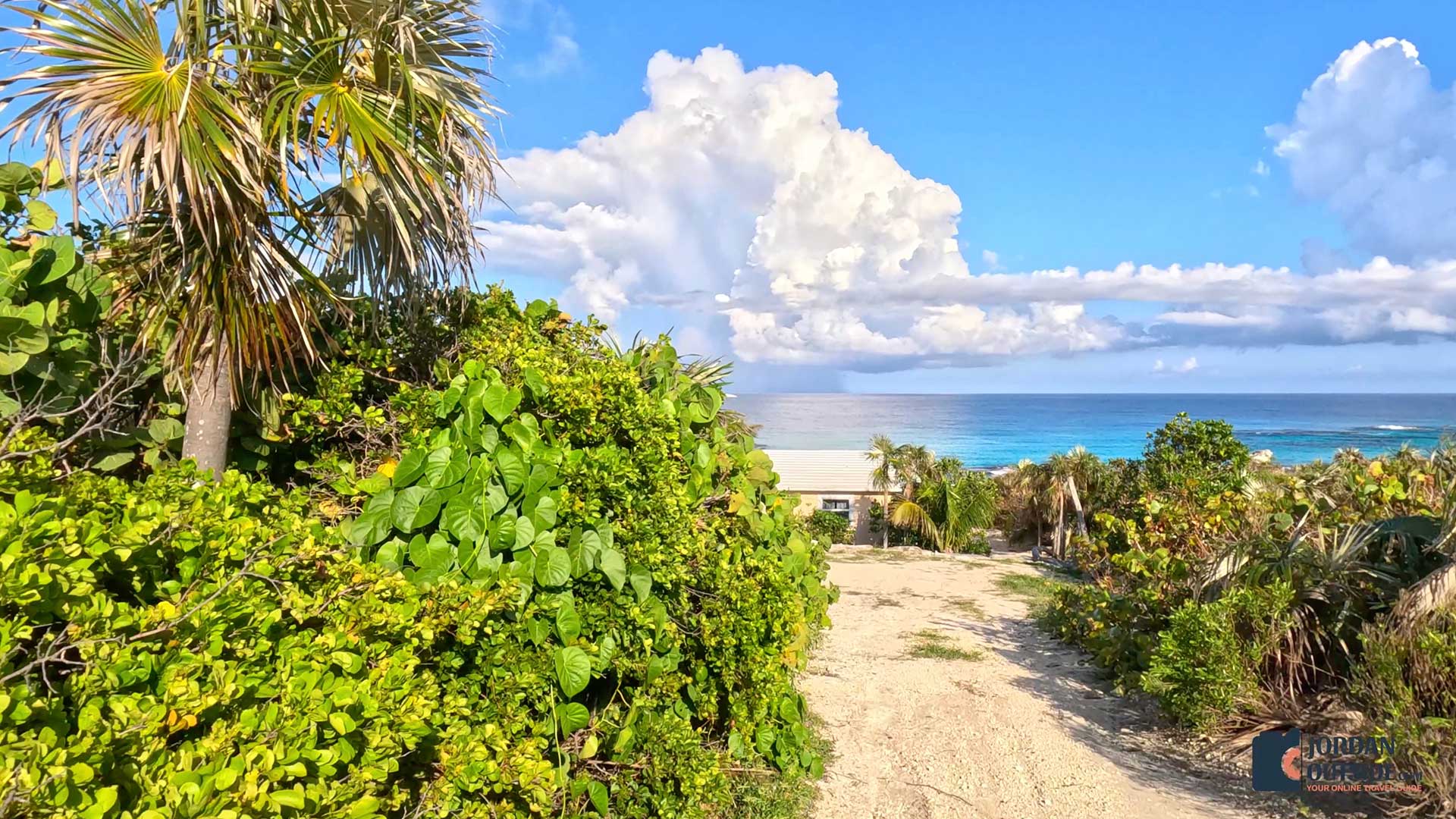 Serenity Beachfront Cottage, Long Island, Bahamas