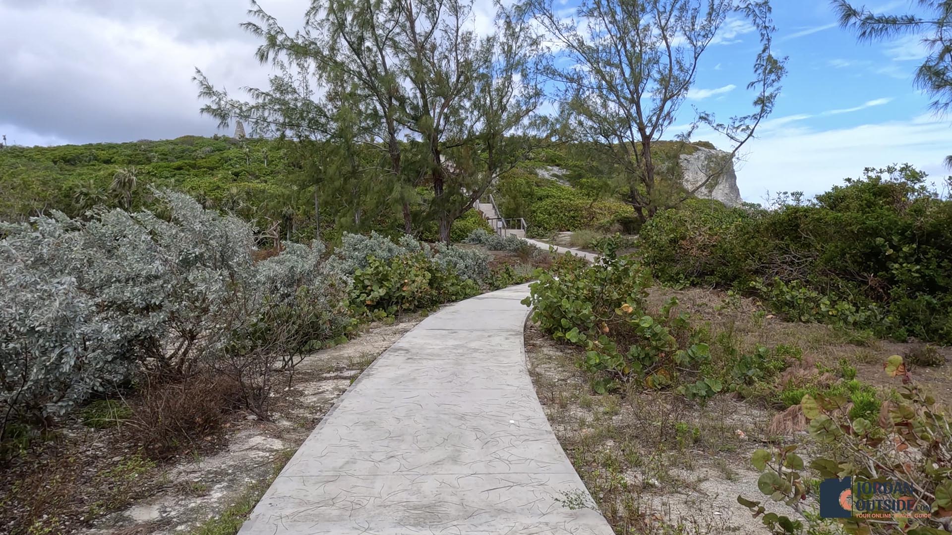 The Columbus Monument/Lucayan Memorial