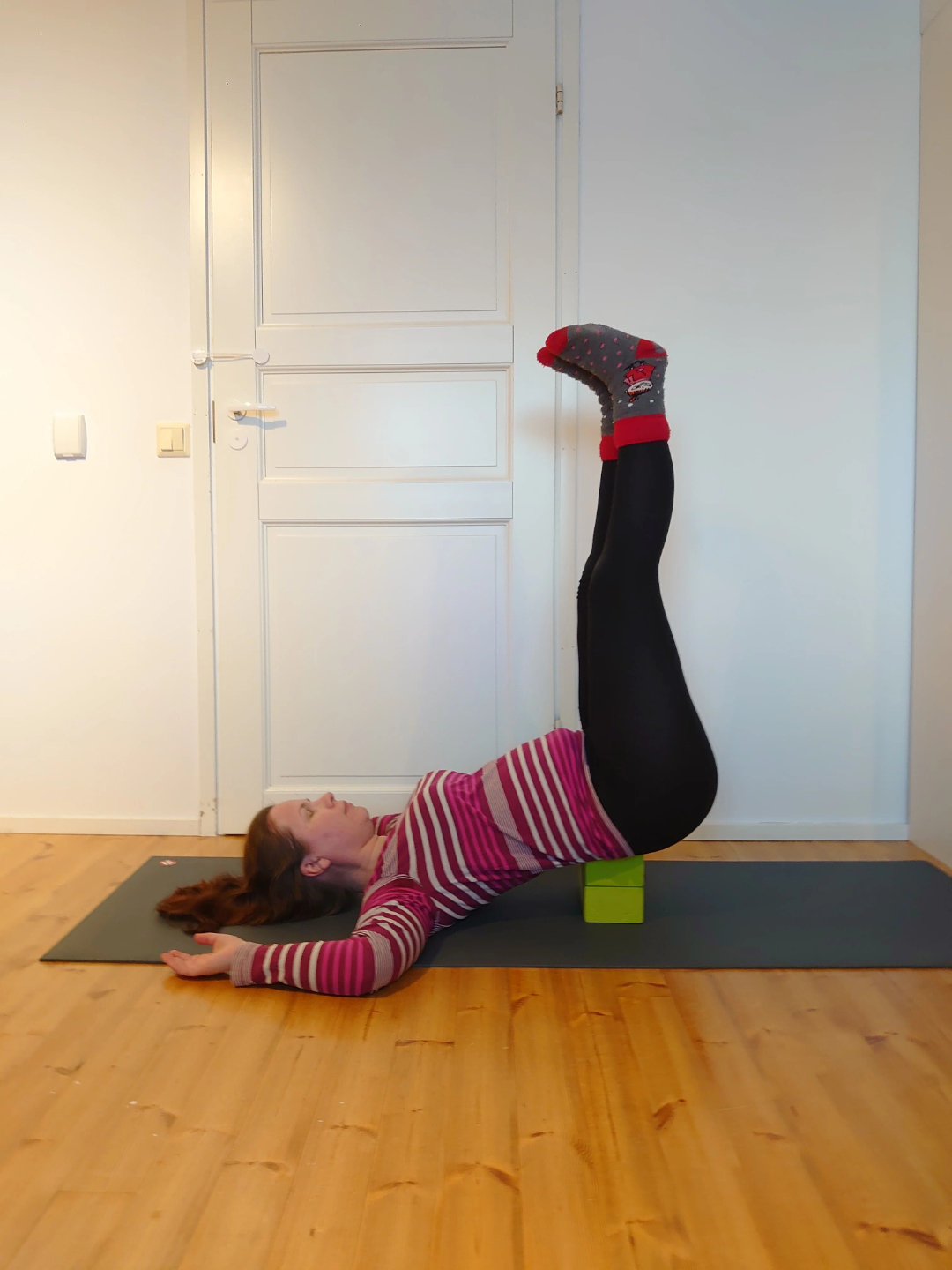 Hanna Martikainen tarjoaa yritysjoogaa