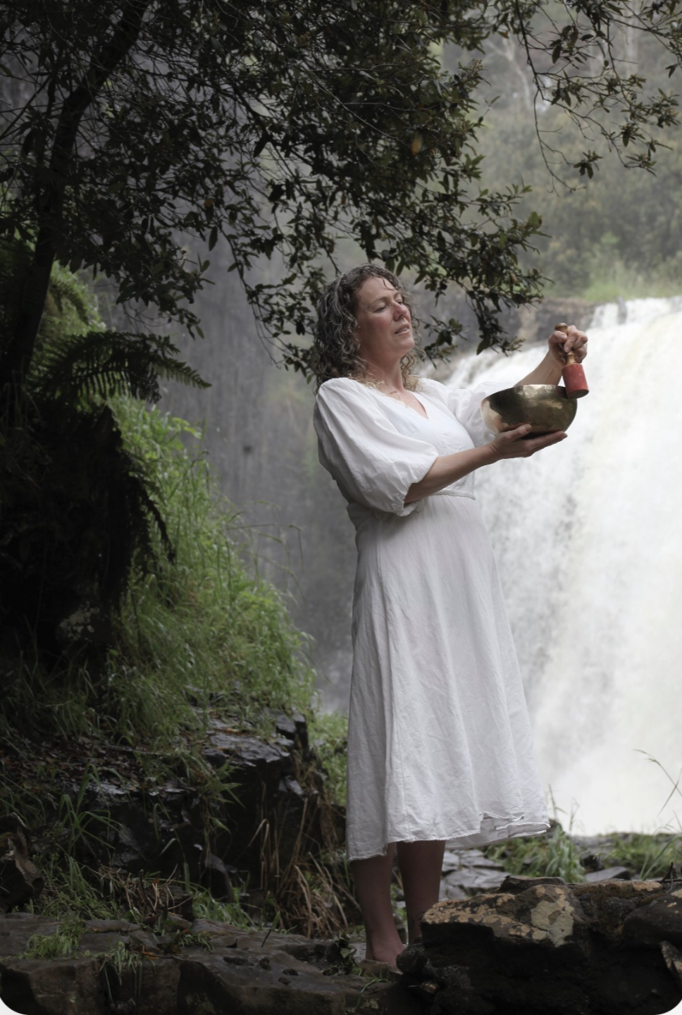 Sarah Clews - Sound Healing in Tasmania