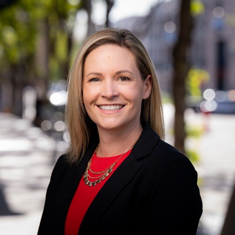 Keri Burson Headshot