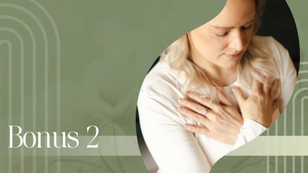 ole psyykkisesti vahva verkkovalmennuksen bonuksen kansi, jossa meditoiva nainen