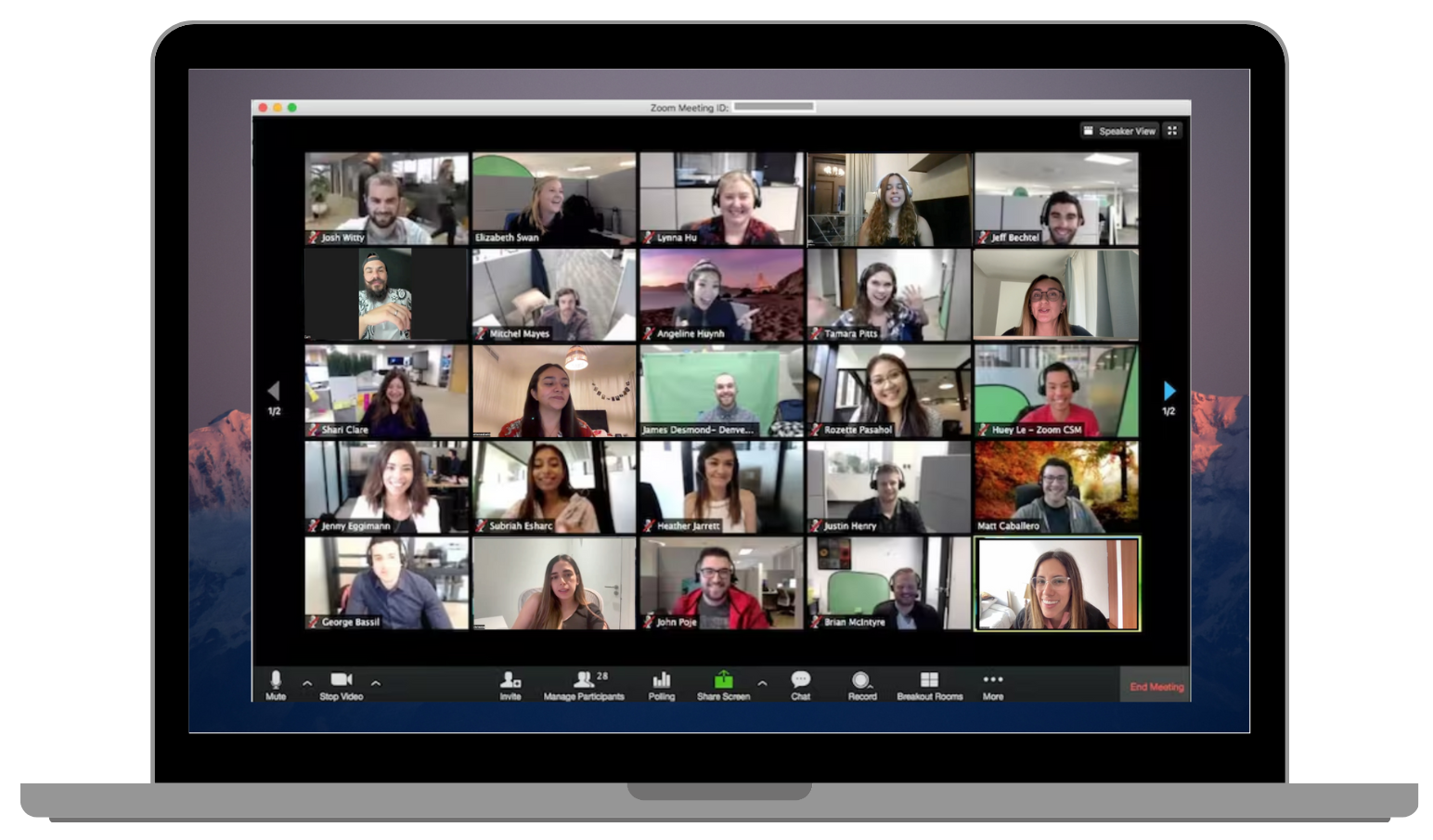 Asesoría legal grupal con abogado en Dubái. Tendrás acceso a sesiones donde resolver tus dudas sobre contratos, documentos, visas y más, sin que pagues de más. QUIERO BUSCAR SIN PERDER TIEMPO