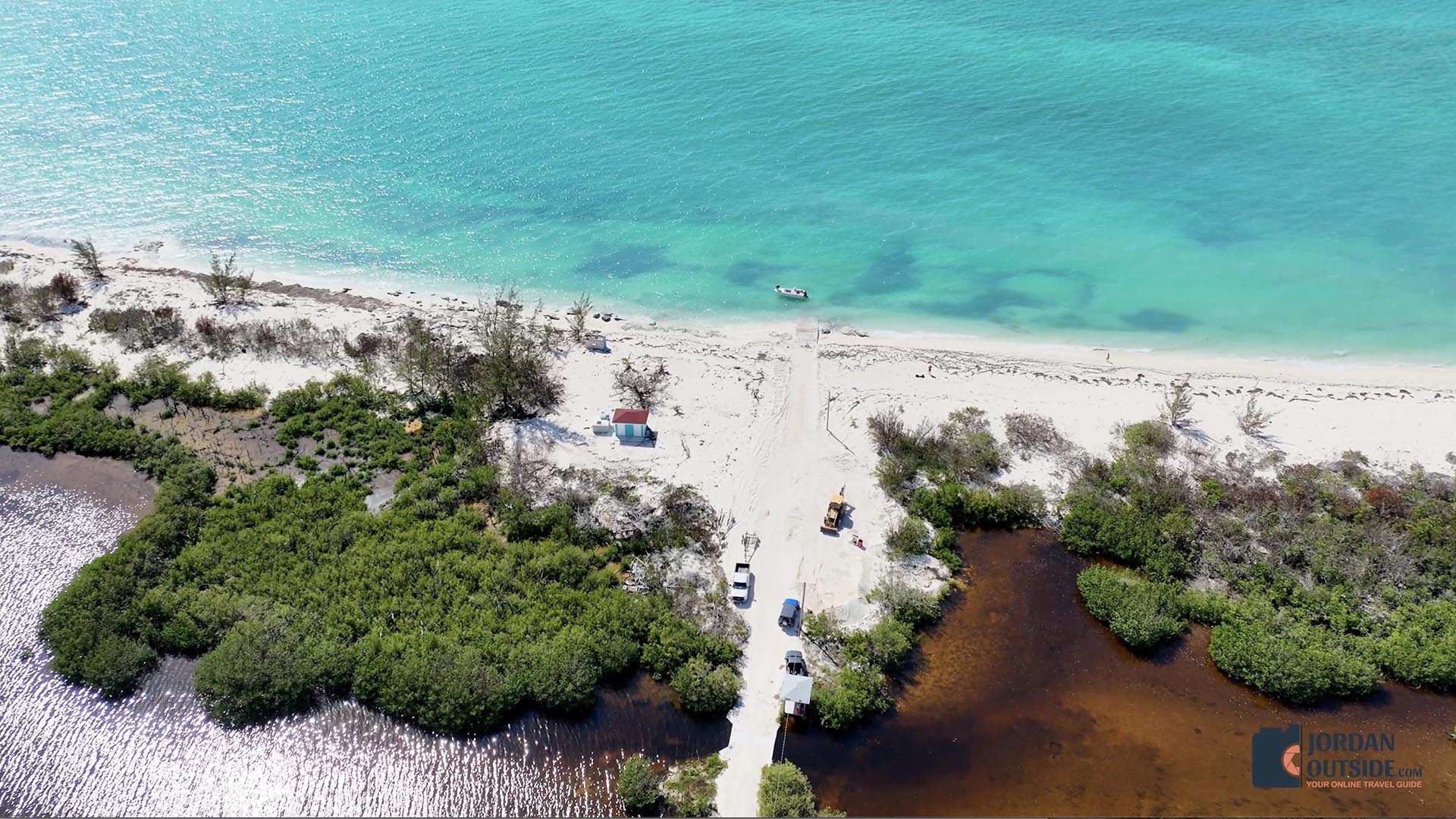 Fords Beach, Long Island, Bahamas