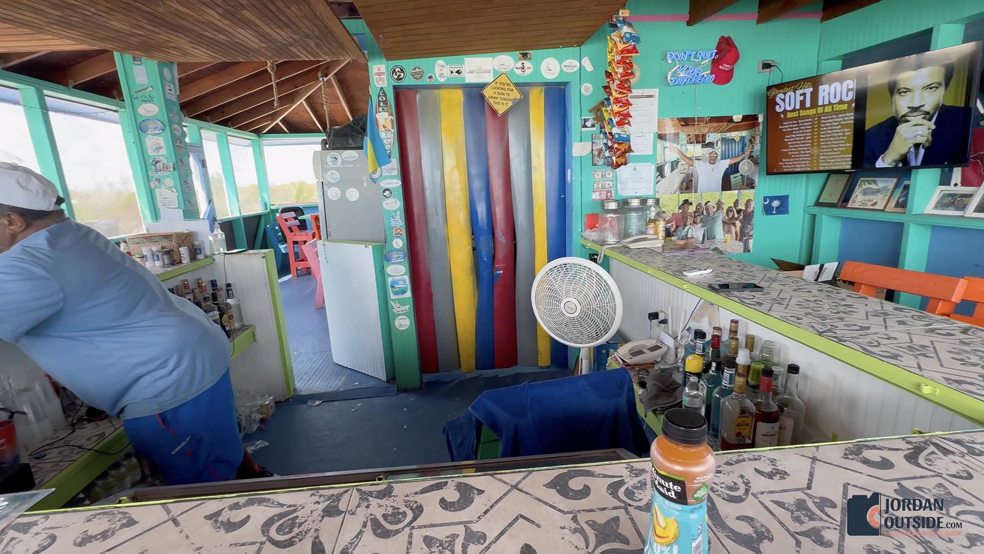 Gordon's Beach, Long Island, Bahamas