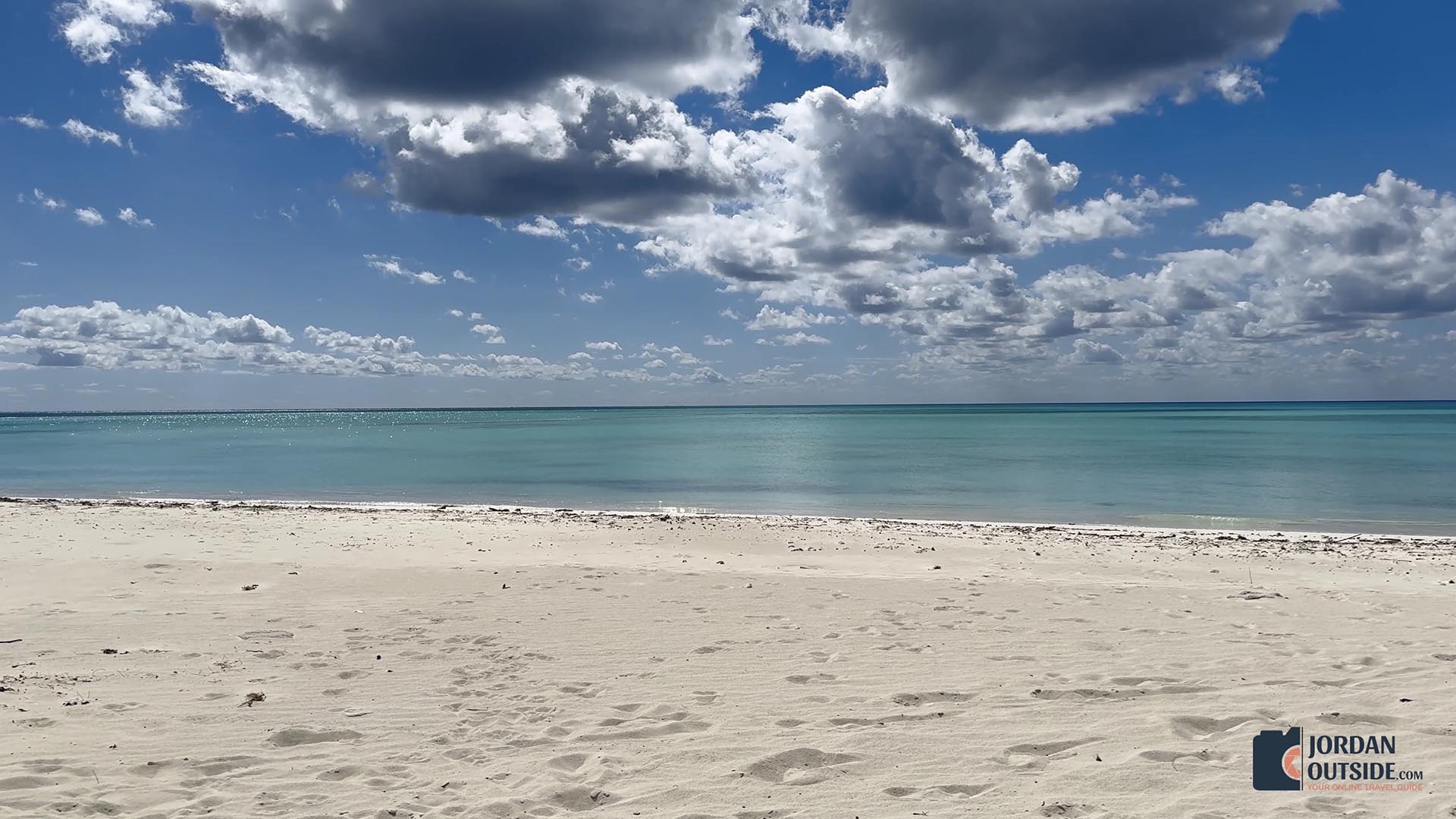 Gordon's Beach, Long Island, Bahamas