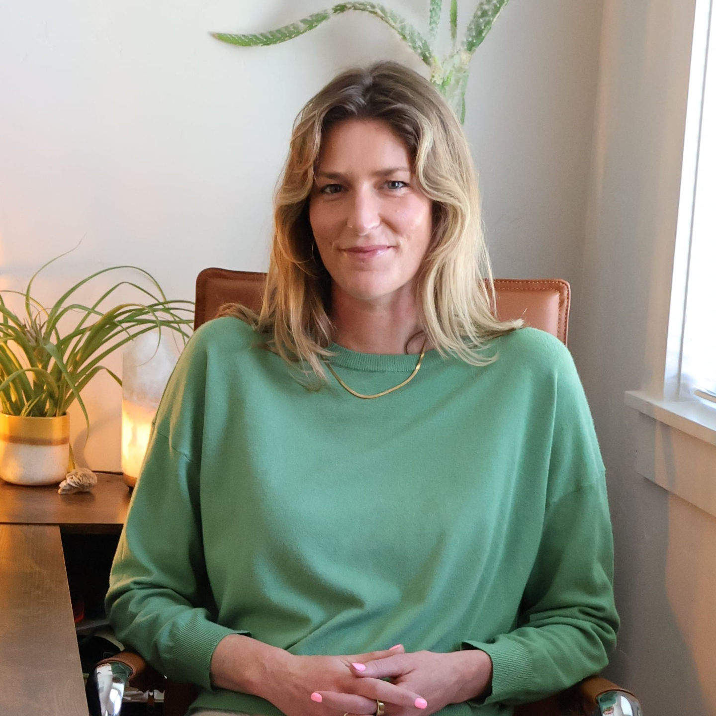 Sadie Ashenbrener - Certified Yothera Method Practitioner, Massage Therapist/ Integrative Artist