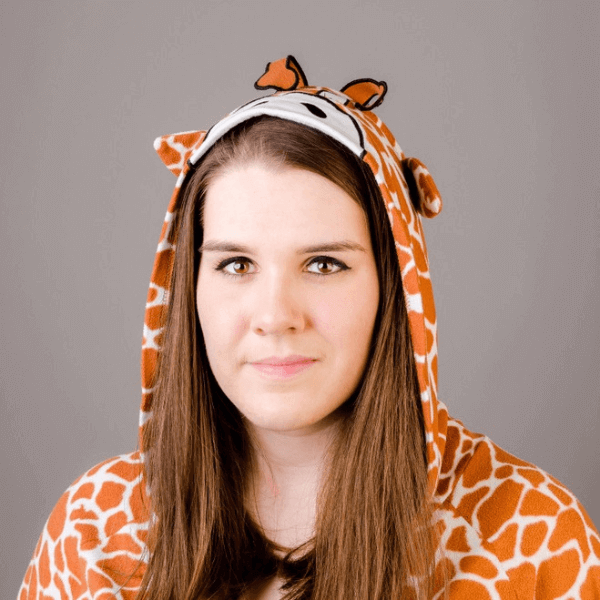 The Record-Breaking Launch Summit by Summit in a Box® is a free 4-day event to grow your course business, bust through sales plateaus, and break your course launch record in 2026 (without launching something new every 3 months).