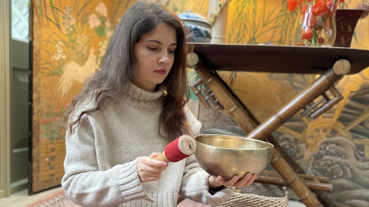 Sound Healing Practitioner - Olimpia Loredan, London UK