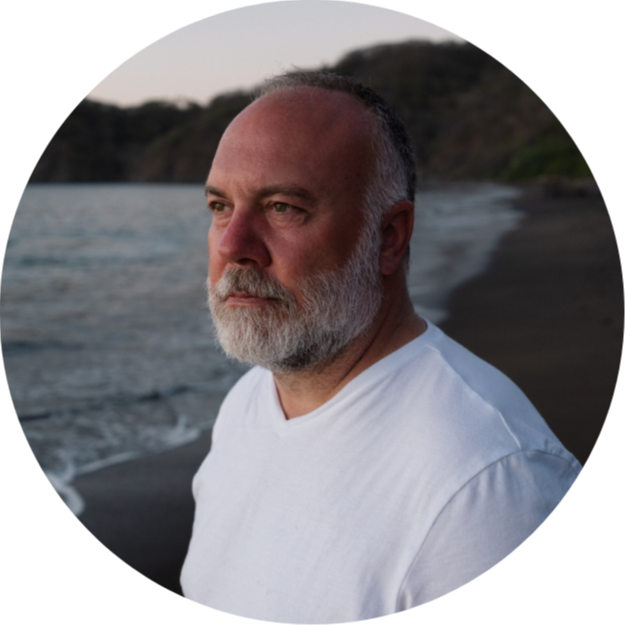 During consulting churches Tim Eldred relies on his experience of teaching over 20,000 leaders. 