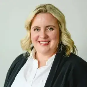 Jessica Sorensen headshot