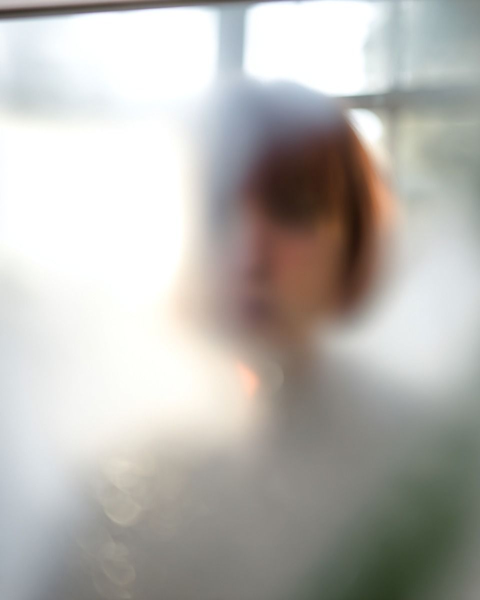 Анна Соло за рабочим столом: эксперт по ИИ и визуализации опыта