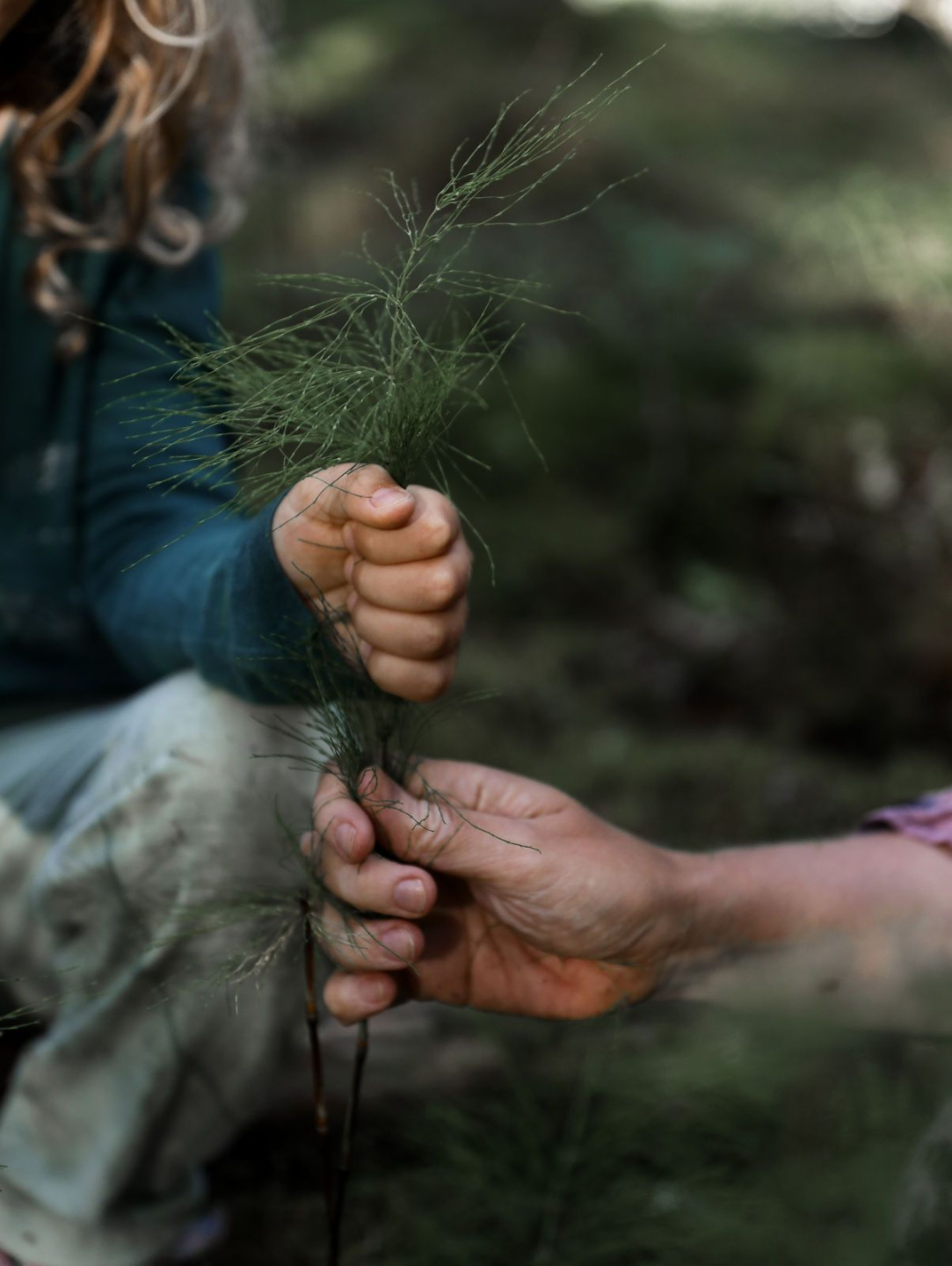 nainen kamppailemassa parisuhdeongelmien kanssa