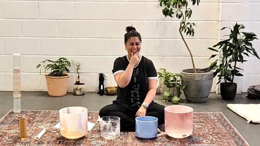 Sana Bokhari - Sound Healing in London, UK