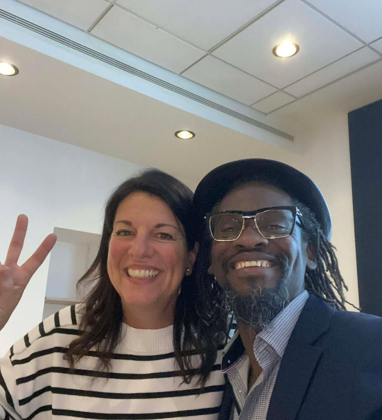 Manon Paquette & Michel-Ange NICOLAS (MANIC en Collègue Agentivité Entrepreneuriale)