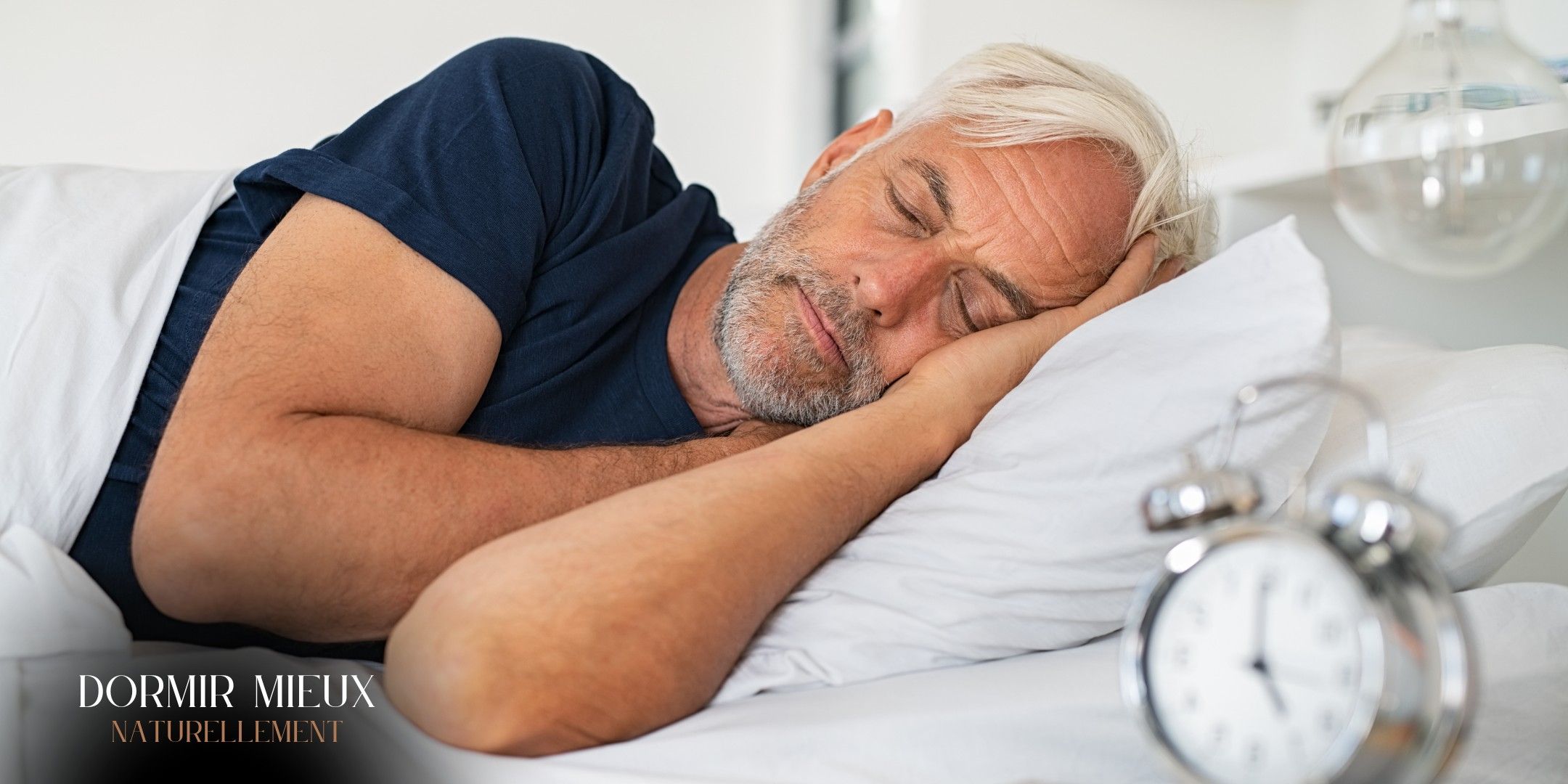 Homme dormant paisiblement PROG DORMIR MIEUX. Bio-Reset