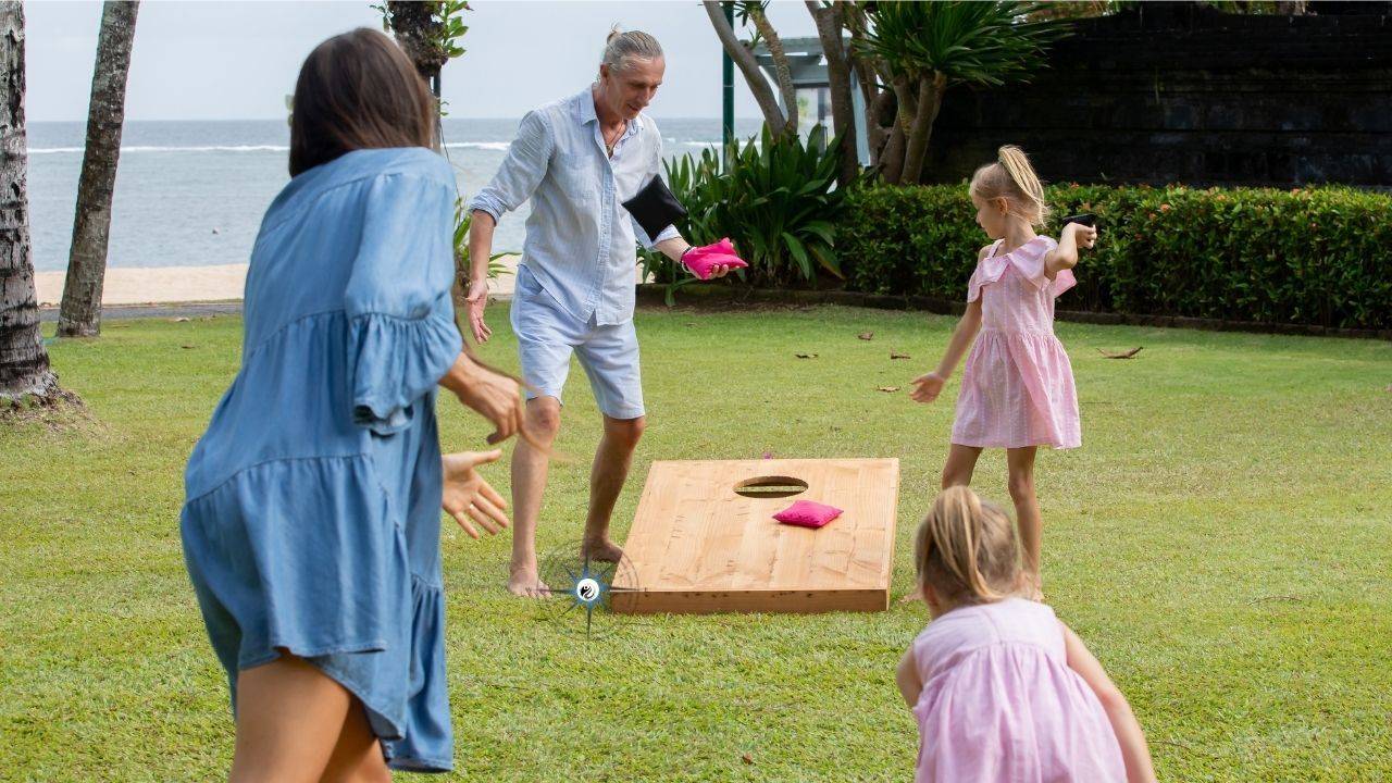 Communiquer. Faire équipe ensemble. Harmonie intime. parents & amoureux fun